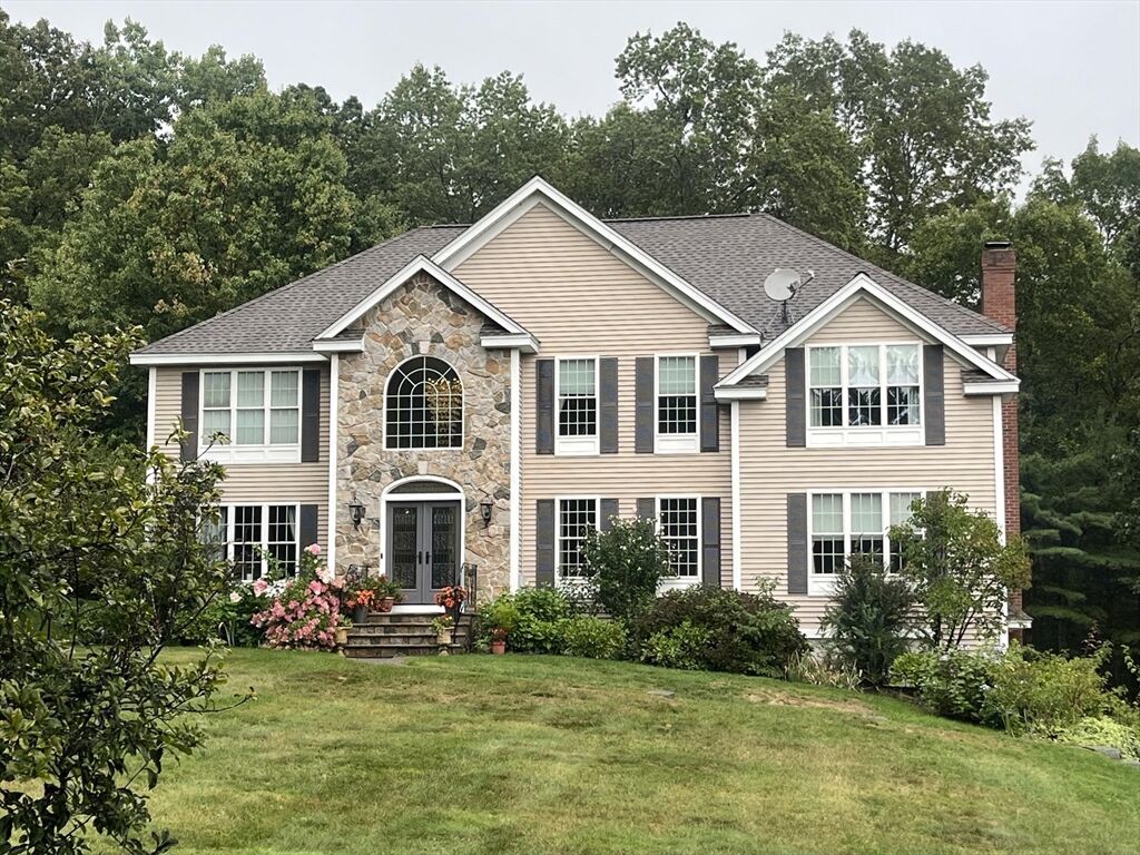 Property Photo:  15 Appleton Rd.  NH 03087 