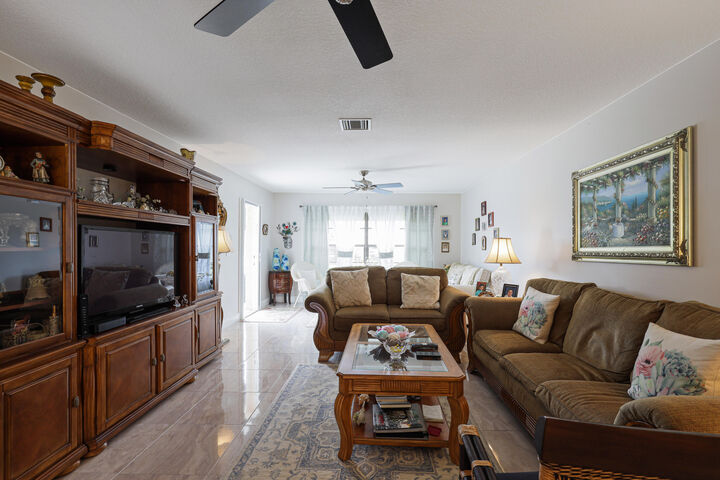 Property Photo:  9860 Chestnut Tree Terrace A  FL 33436 