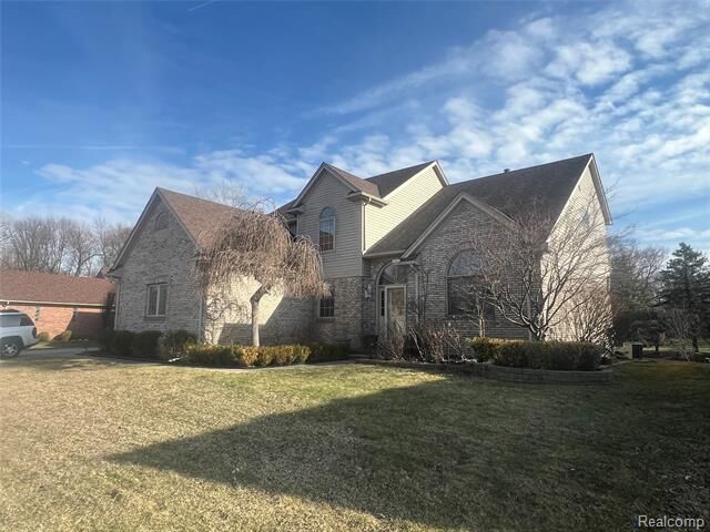 Property Photo: 21589 Hunter Circle S MI 48180