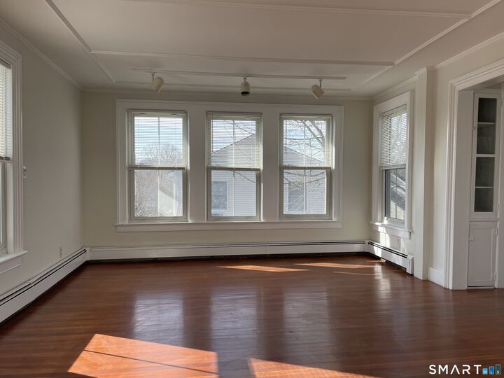 Property Photo:  247 East Avenue 2  CT 06855 