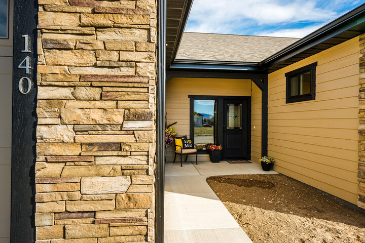 Property Photo:  140 Sunrise Lane  WY 82801 