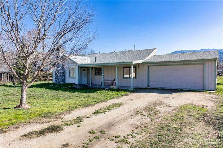 Property Photo:  30040 Jamaica Dunes Drive  CA 93561 