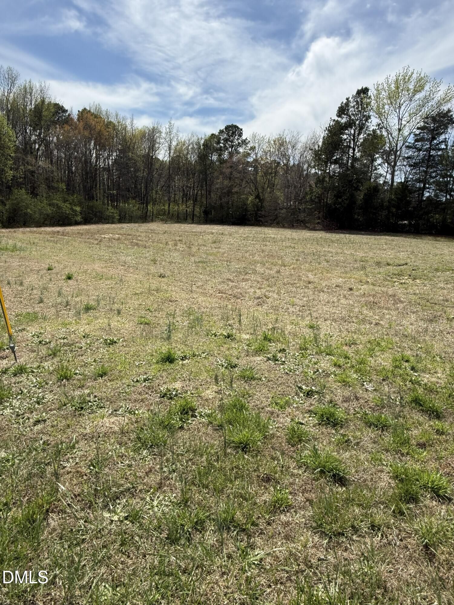 Property Photo:  20 Sutton Road  NC 27549 