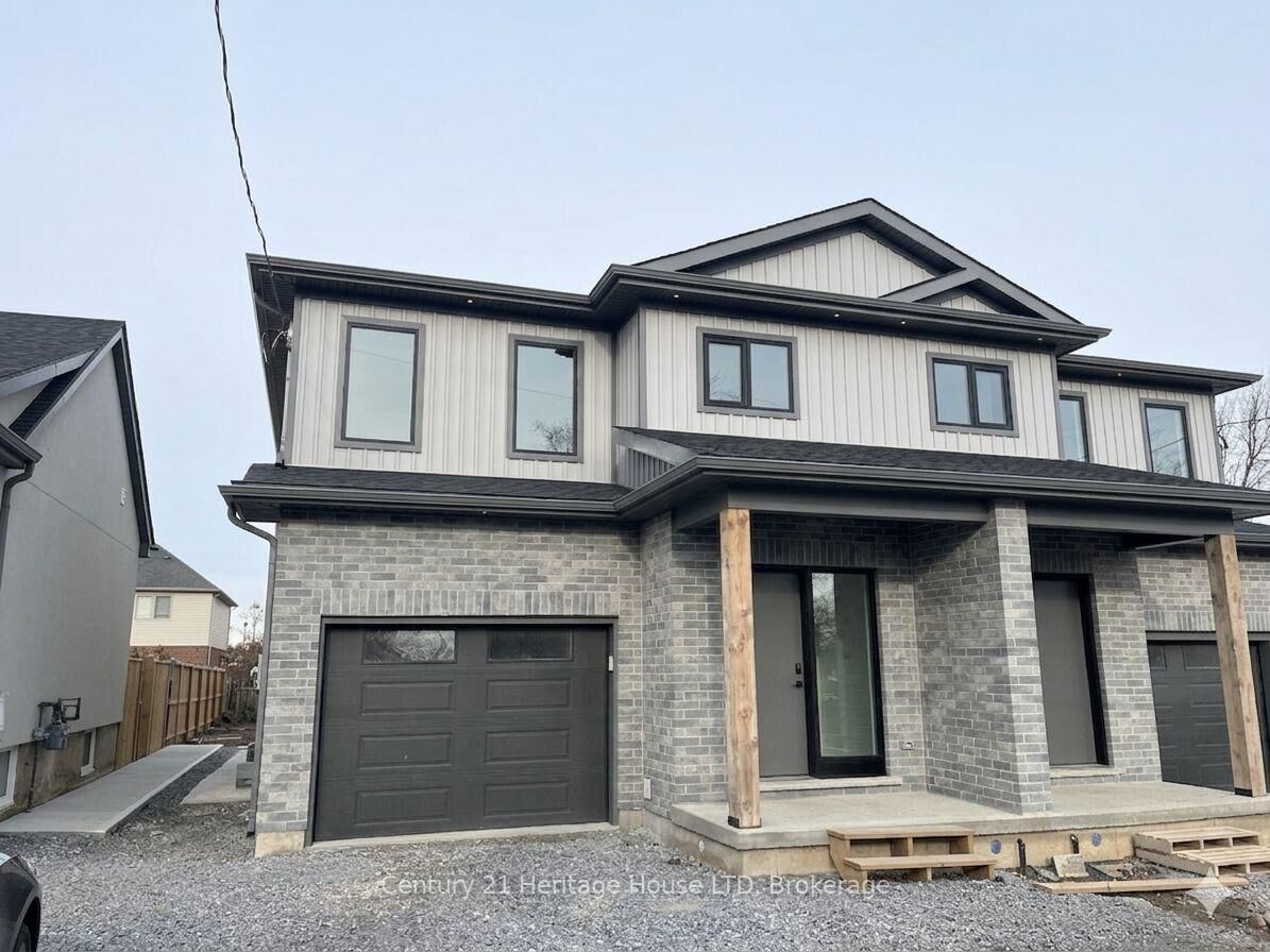 Property Photo:  24A Valley Road  ON L2S 1Y6 