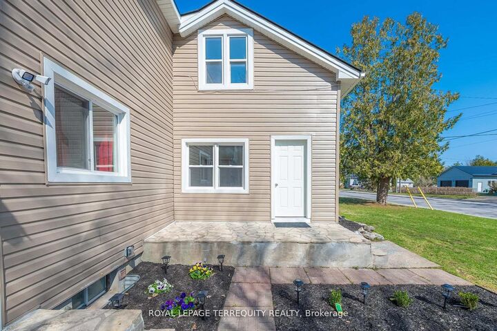 Property Photo: 109 Forsyth Street ON K0K 2M0