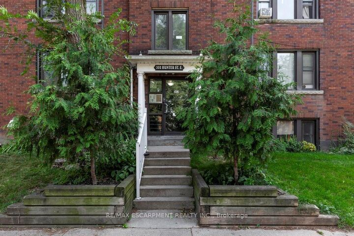 Property Photo: 352 Hunter Street E 1 ON L8N 1N8