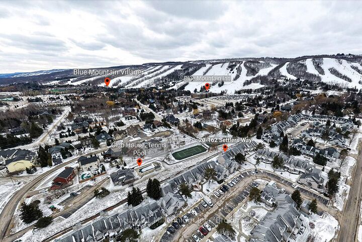 Property Photo: 162 Settlers Way 20 ON L9Y 3Z2