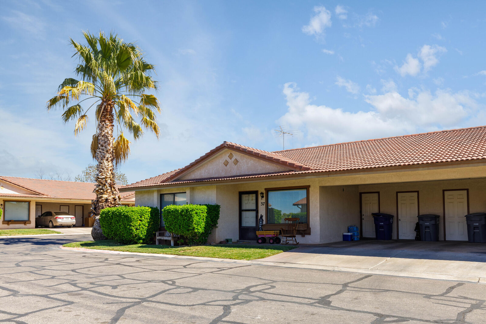 Property Photo:  1075 N 1400 W 37  UT 84770 