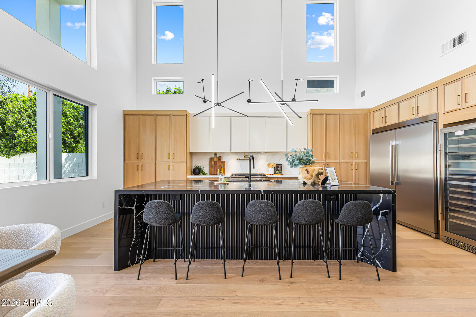 Property Photo: 4852 E Piccadilly Road AZ 85018