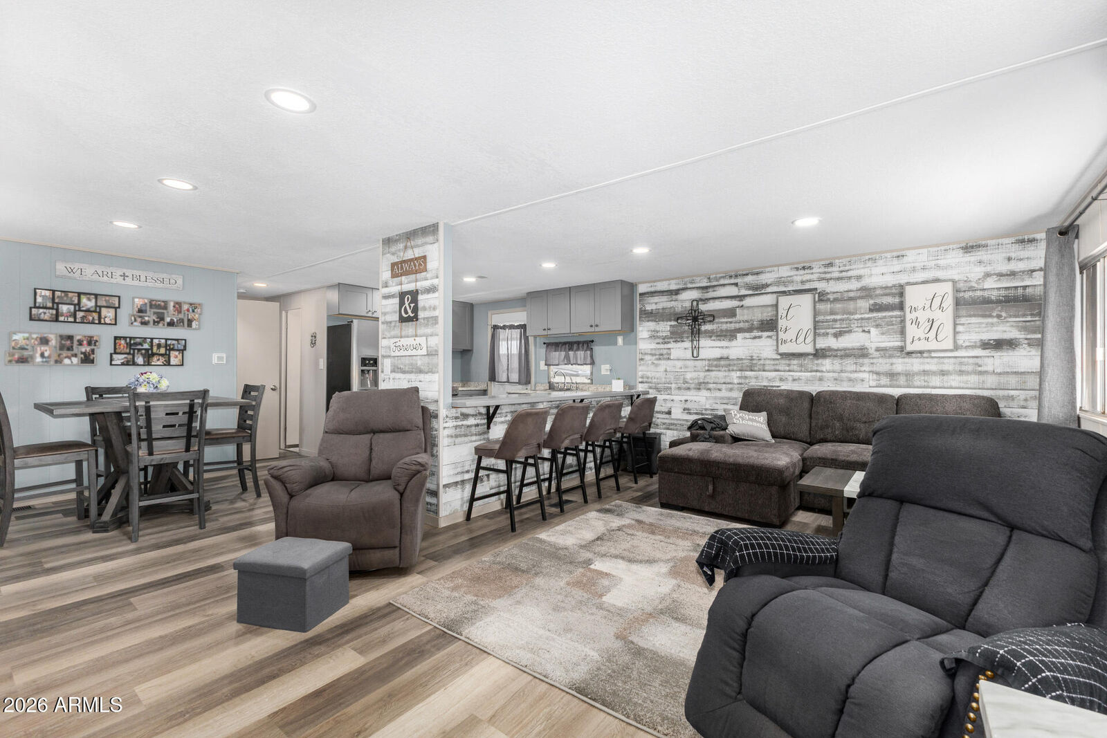 Property Photo:  747 E Germann Road 18  AZ 85140 
