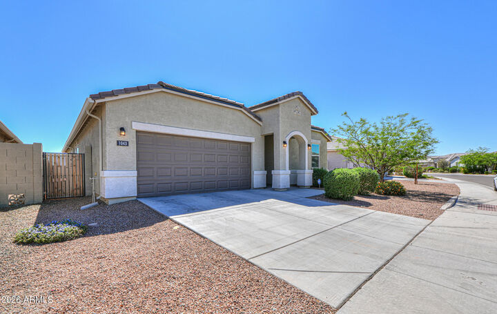 Property Photo:  1043 W Avalon Canyon Drive  AZ 85122 