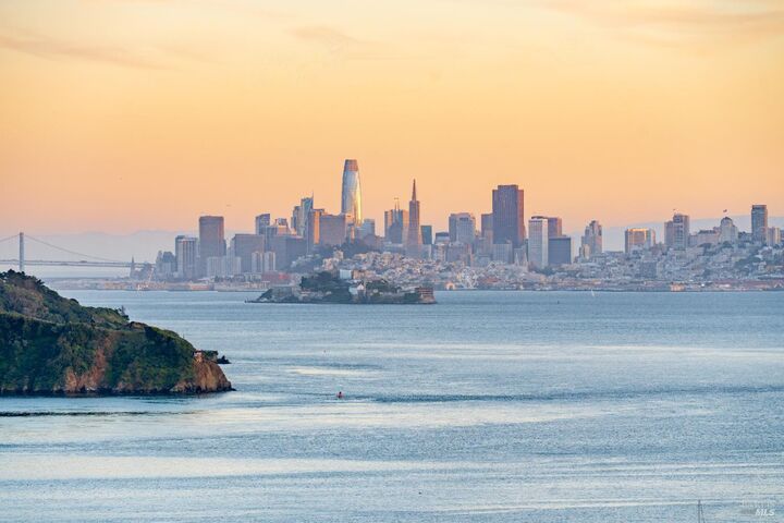 Property Photo: 86 Red Hill Circle CA 94920