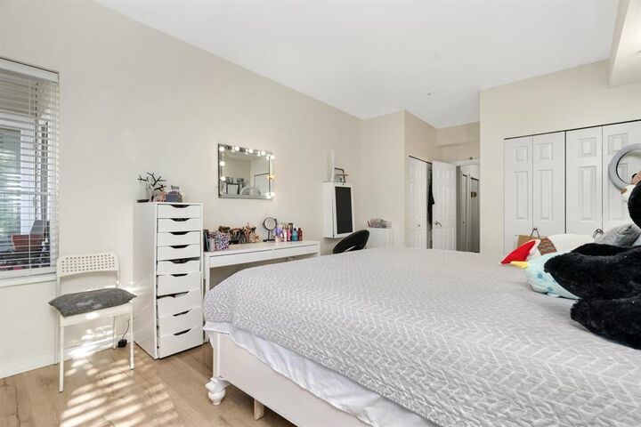 Property Photo: 106 10675 138A Street BC V3T 4L2