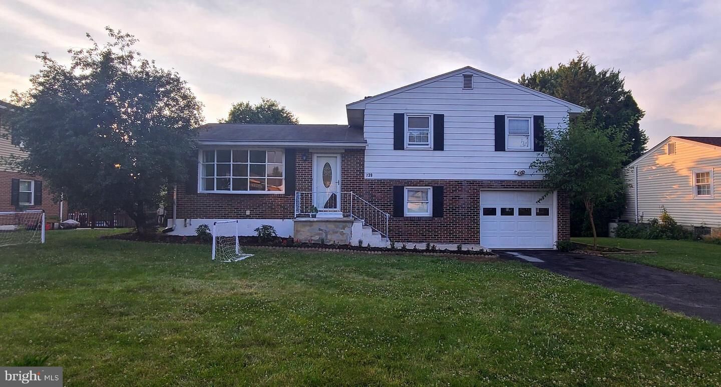 Property Photo: 739 Henry Drive PA 18049