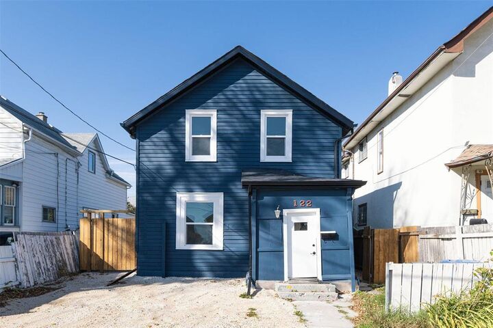 Photo de la propriété:  122 Harriet Street  MB R3A 1E1 