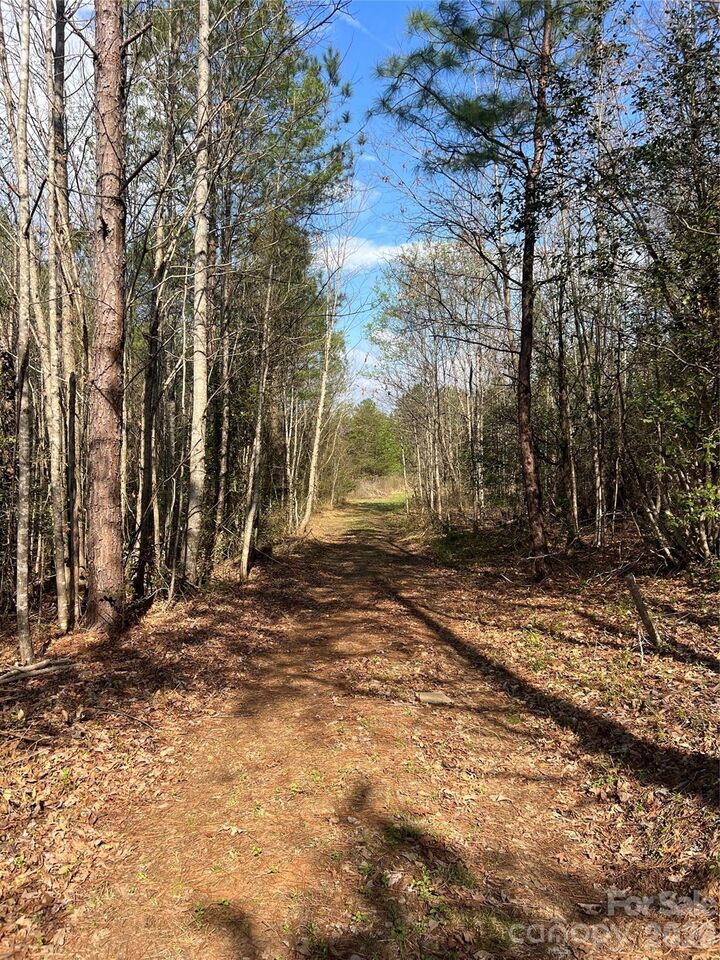 Property Photo:  3226 Morganton Boulevard  NC 28645 