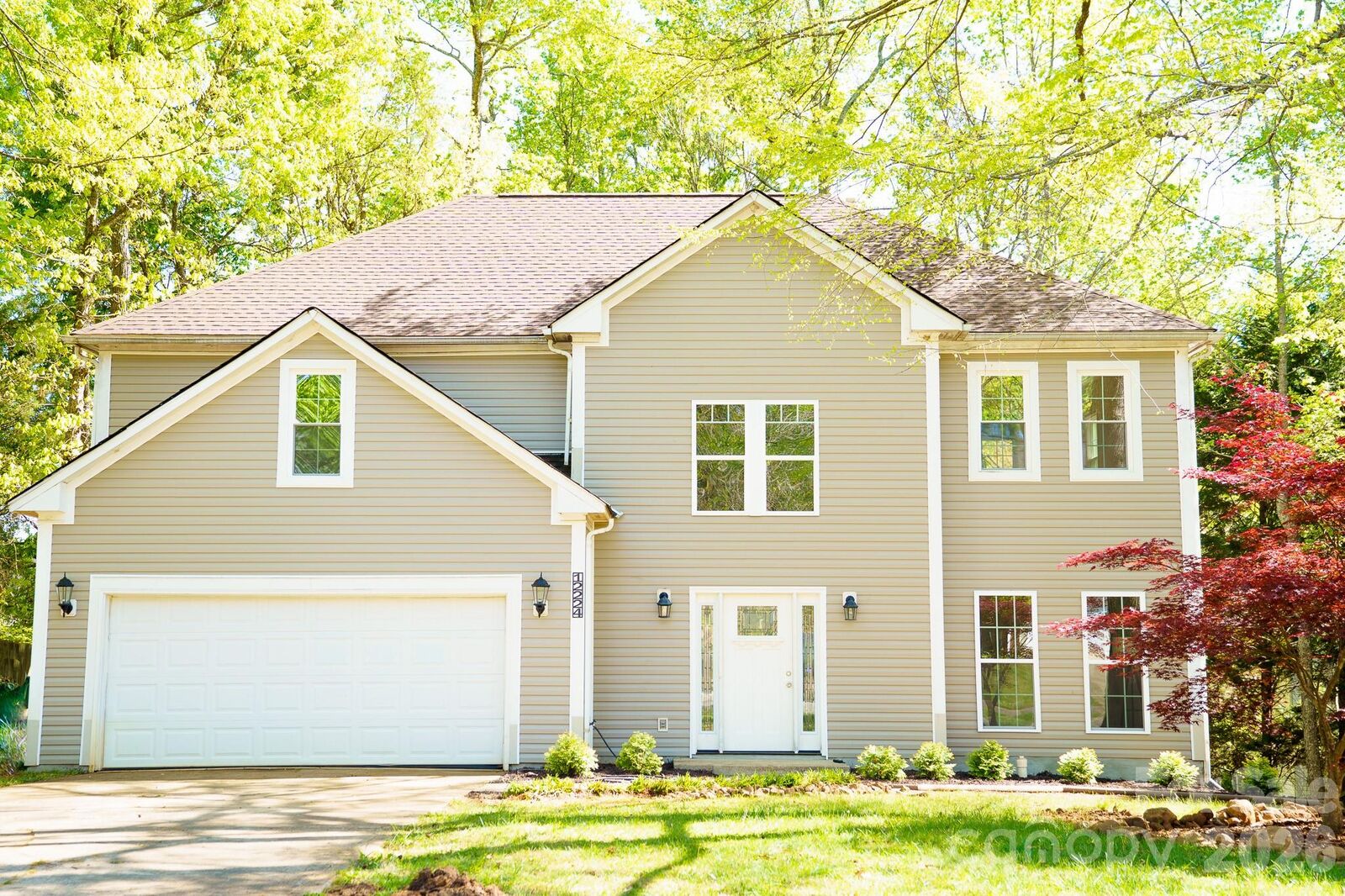 Property Photo: 12224 Sutters Hill Court 5 NC 28269