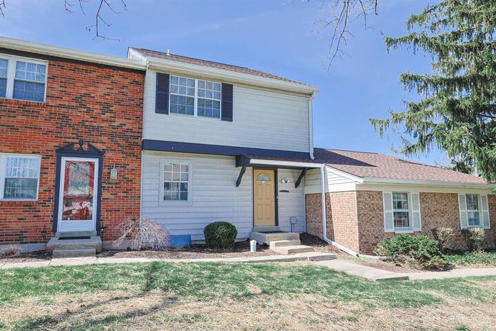 Property Photo: 7519 Kingsgate Way OH 45069