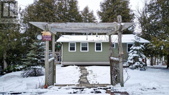 Photo de la propriété:  6 Leisure Lane  ON K9V 4R1 