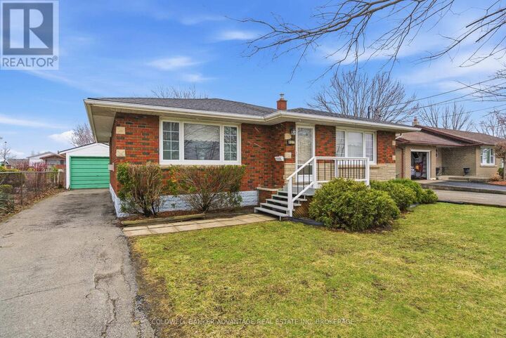 Property Photo:  927 Southworth Street  ON L3B 2A2 