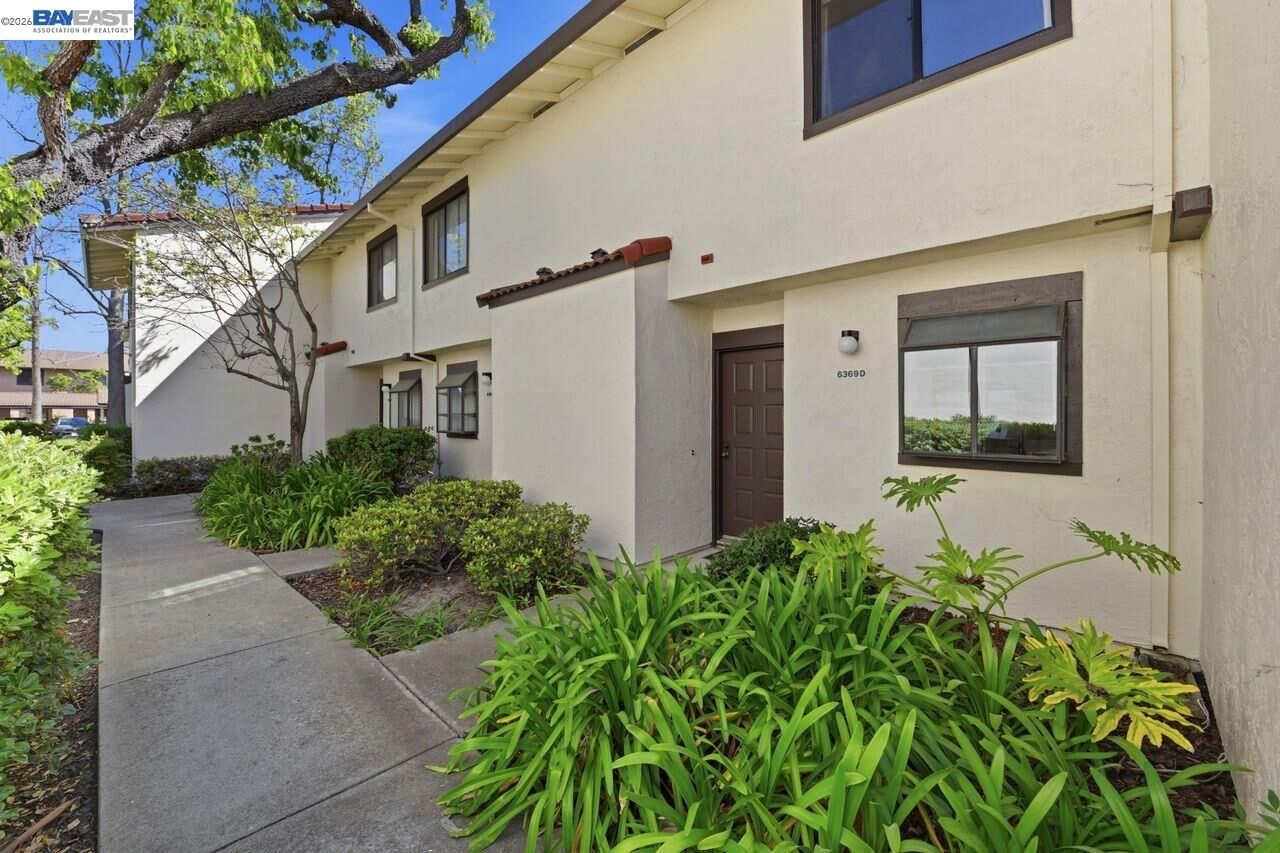 Property Photo:  6369 Joaquin Murieta Ave D  CA 94560 