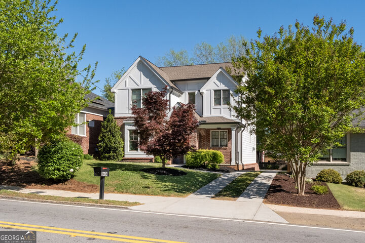 Property Photo:  1464 Glenwood Avenue SE  GA 30316 