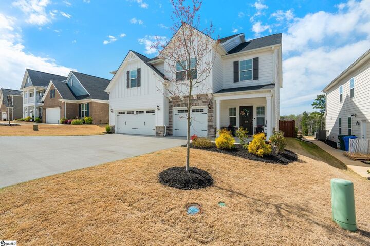 Property Photo:  213 Reseda Drive  SC 29607 