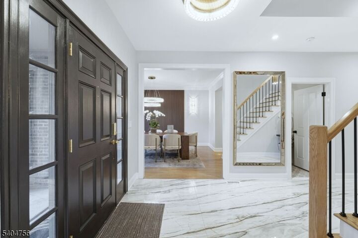 Property Photo: 204 Bearwoods Rd NJ 07656