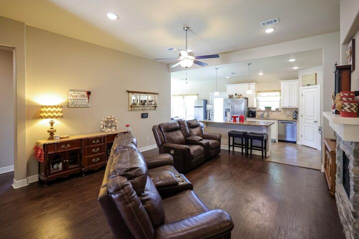 Property Photo:  2250 Lake Forrest Drive  TX 77486 