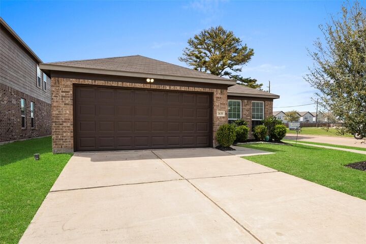 Property Photo:  3639 Barkers Run Drive  TX 77084 