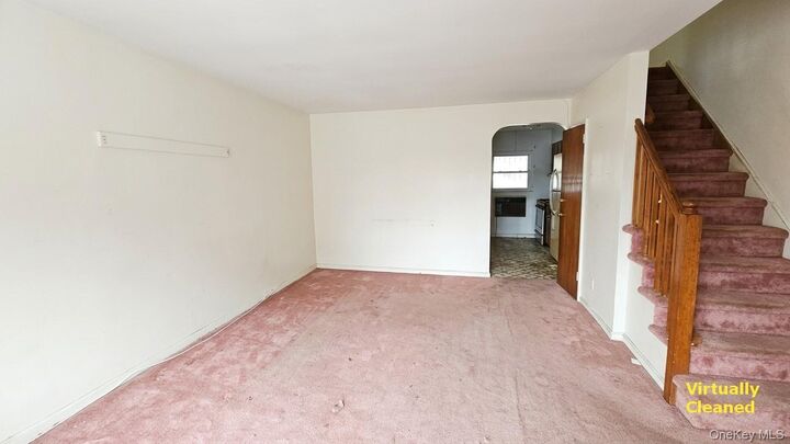 Property Photo:  1062 E 229th Street  NY 10466 