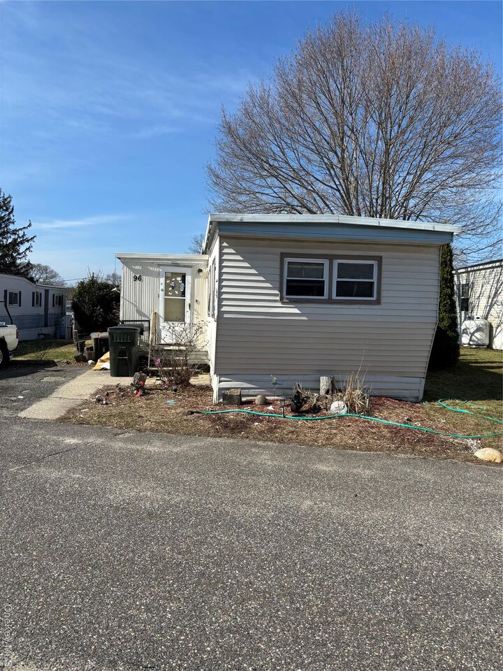 Property Photo: 1964 River Road 96 NY 11933