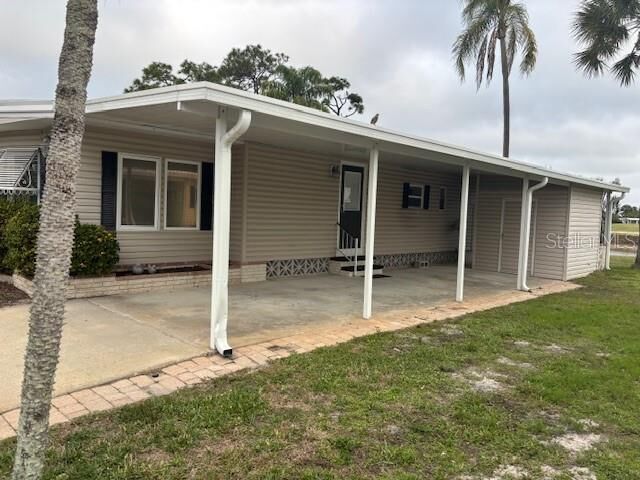 Property Photo: 2100 Kings Highway 781 FL 33980