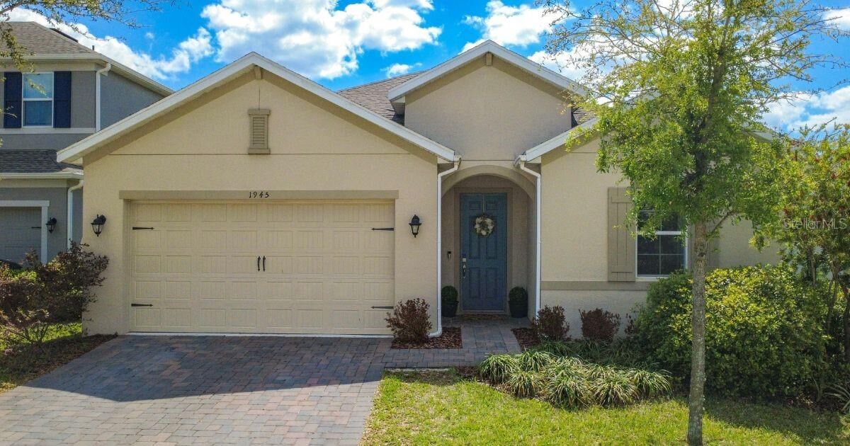 Property Photo: 1945 Ibis Bay Court FL 34761