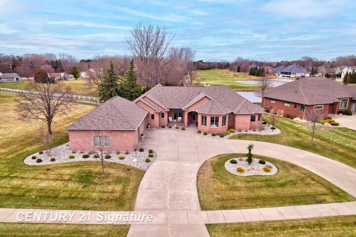 Property Photo:  12 W Grove Court  MI 48623 