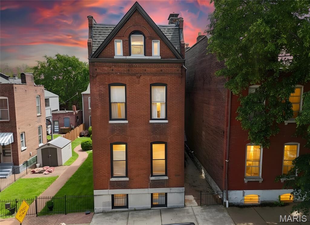 Property Photo: 2432 McNair Avenue MO 63104
