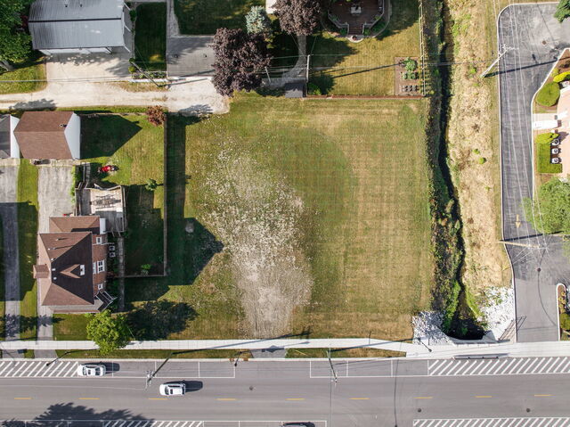 Property Photo:  648 Penfield Street  IL 60401 