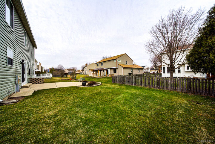 Property Photo:  1840 Windmill Drive  IL 60133 