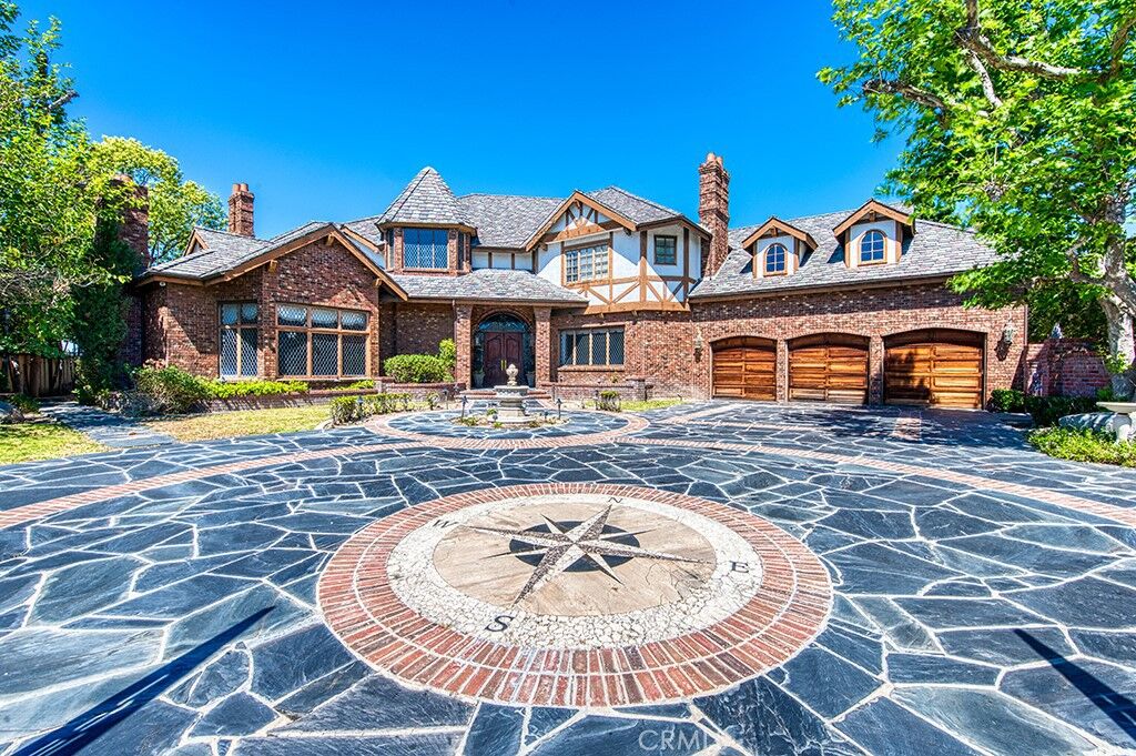 Property Photo:  25962 Poker Flats  CA 92653 