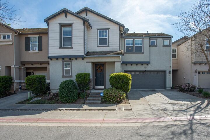 Property Photo:  5012 Wuthering Avenue  CA 95823 