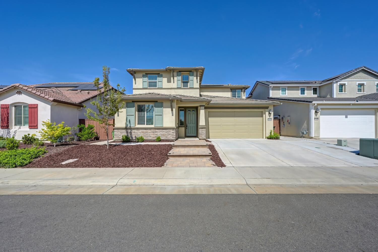 Property Photo: 3137 Brandenburber Drive CA 95747
