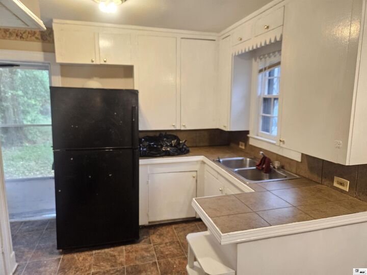 Property Photo: 300 Anderson Street LA 71292