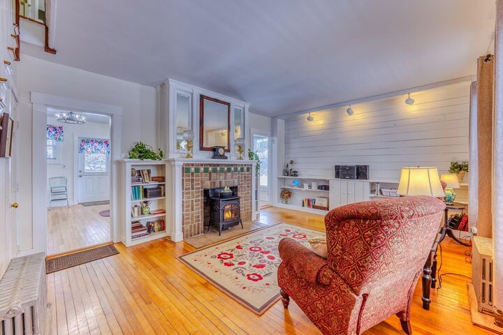 Property Photo: 33 Hillview Terrace NH 03561