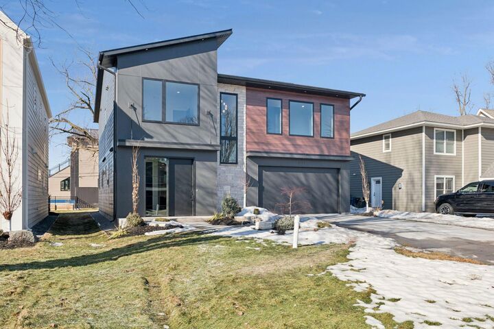 Property Photo: 6132 Oaklawn Avenue MN 55424