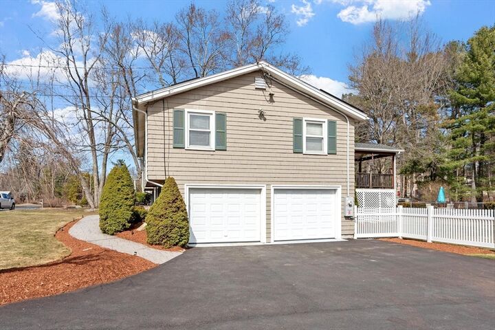 Property Photo:  4 Dayton Street  MA 01863 