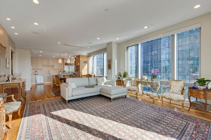 Property Photo:  500 Atlantic Ave 15N  MA 02210 