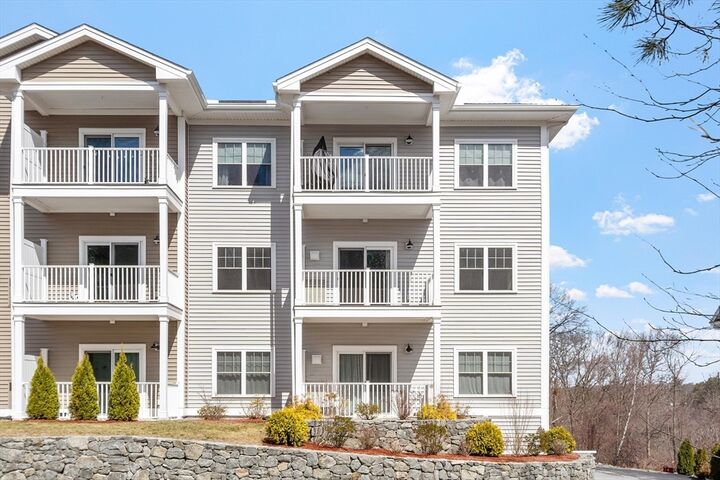 Property Photo:  3213 Briarwood Vlg 3213  MA 01510 