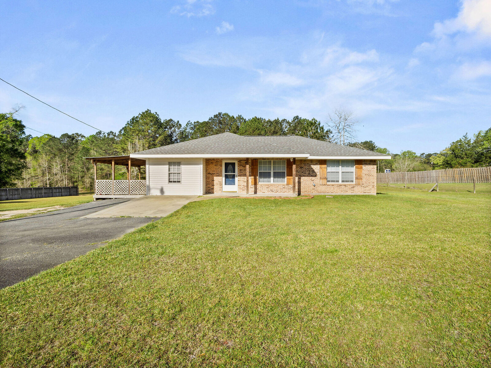 Property Photo:  128 Kelley St  LA 71446 