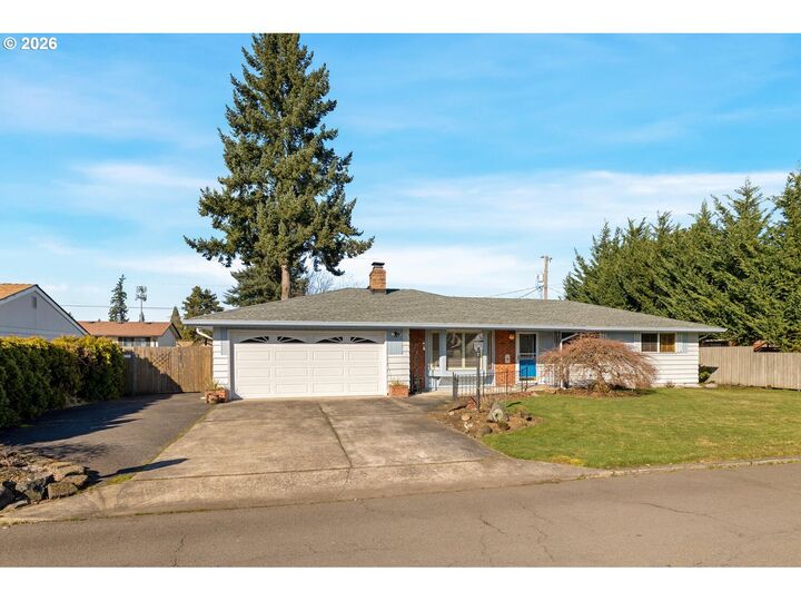 Property Photo:  9704 Silver Star Ave  WA 98664 