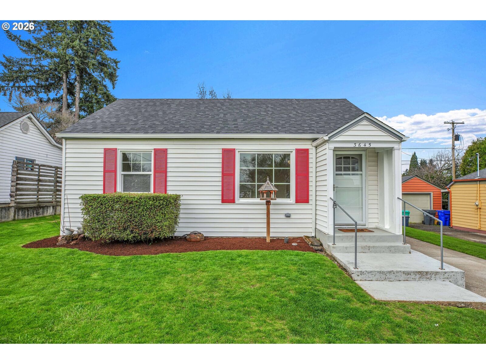 Property Photo:  3645 NE 116th Ave  OR 97220 